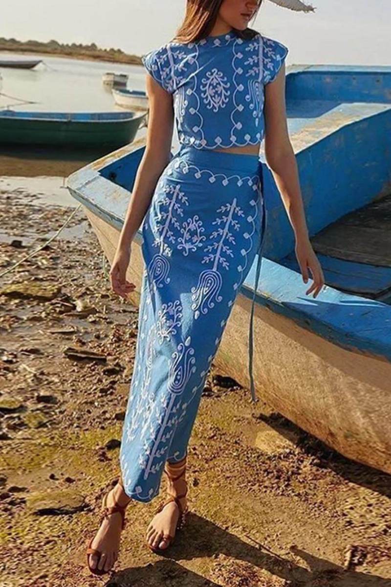 Set van crop top met etnische print en midi-rok met bandomslag