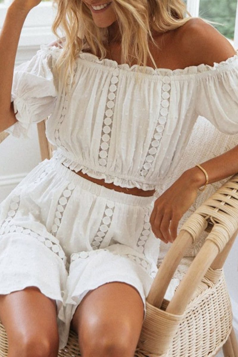 Witte kanten crop top en rok bijpassende sets