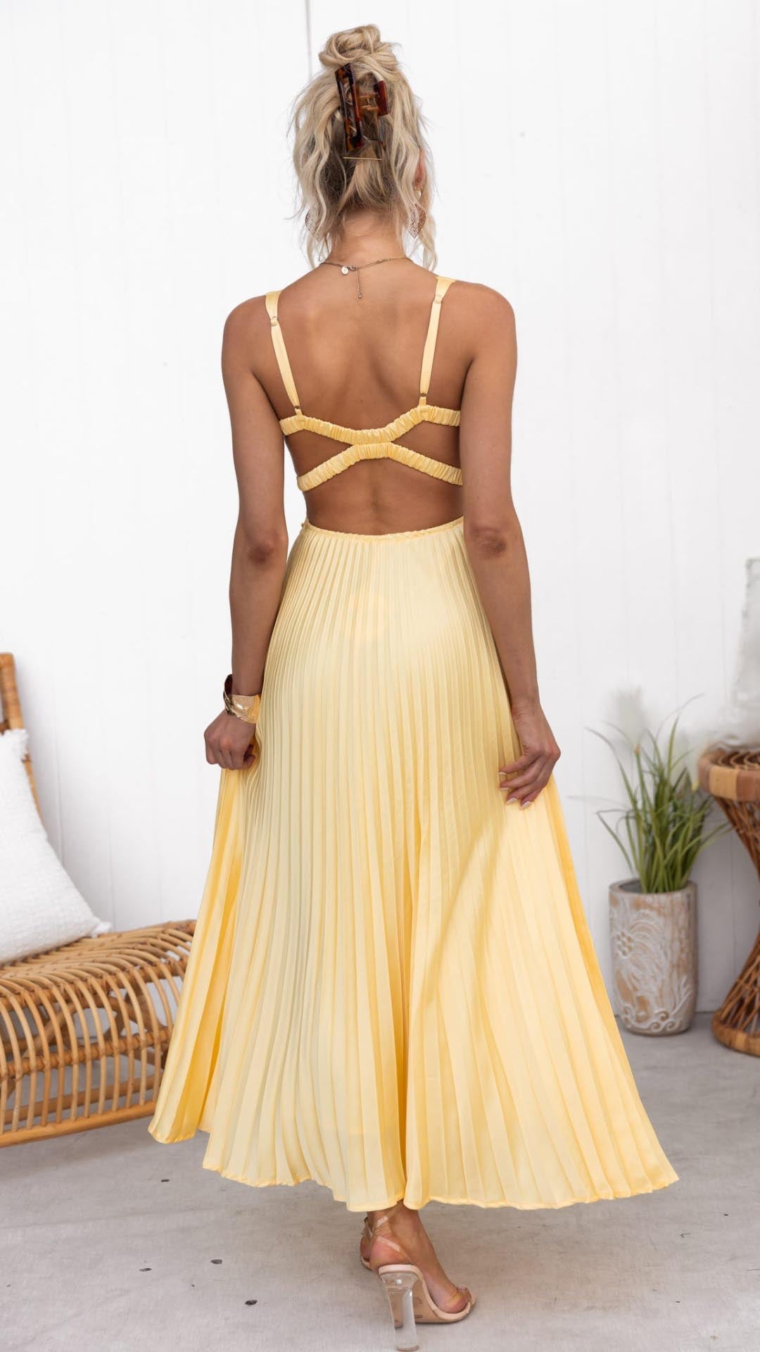 Yellow pleated V-neck maxi dress